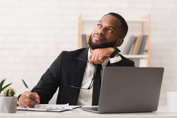 man-making-a-plan-for-the-year-ahead-1