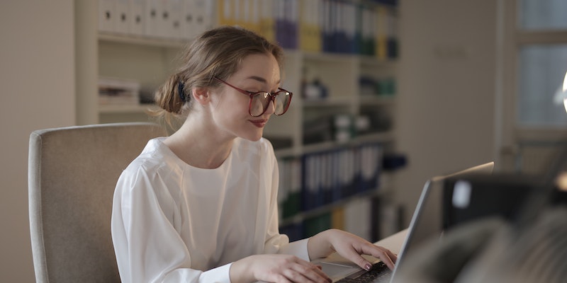 pexels-andrea-piacquadio-3784295