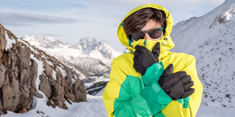 safety-cold-weather-stress-snow-bundled